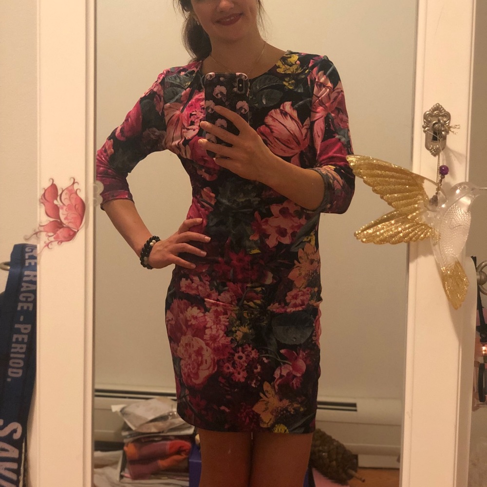 Floral dress 👗